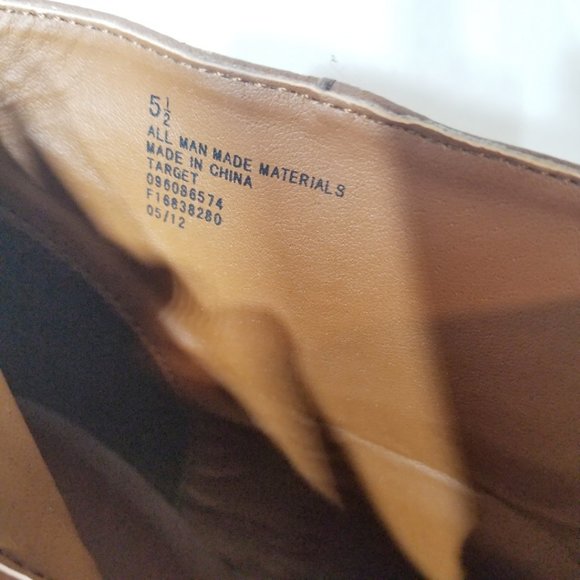 MOSSIMO Faux Brown Leather Wedge Bootie Sz 5-1/2 - Picture 7 of 7